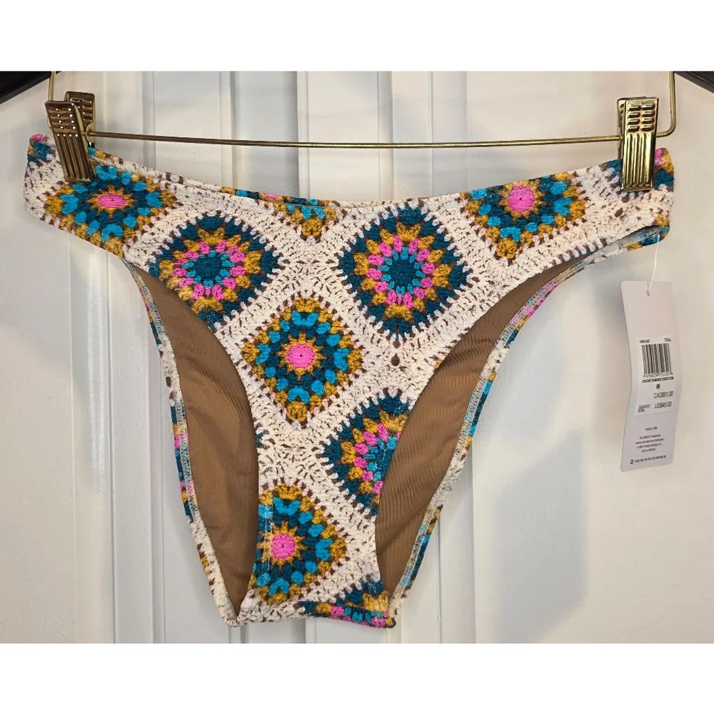 Hurley Crochet Diamond Print Cheeky Bikini Bottom Size M NWT Boho Beach Y2K